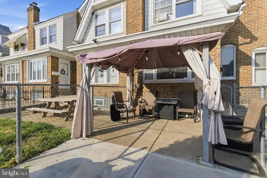 4241 Stirling St, Philadelphia, PA 19135 - #2