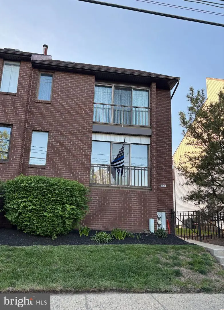 9538 State Rd #b, Philadelphia, PA 19114 - #1