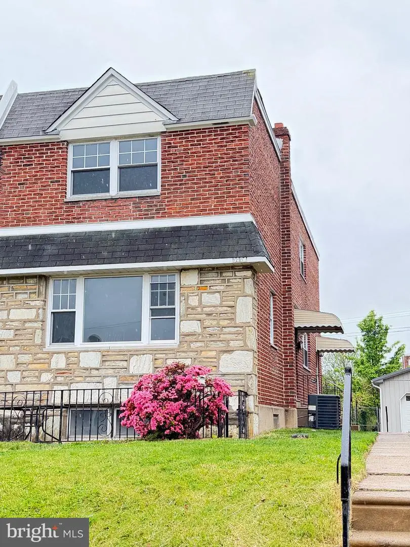 7553 Battersby St, Philadelphia, PA 19152 - #2