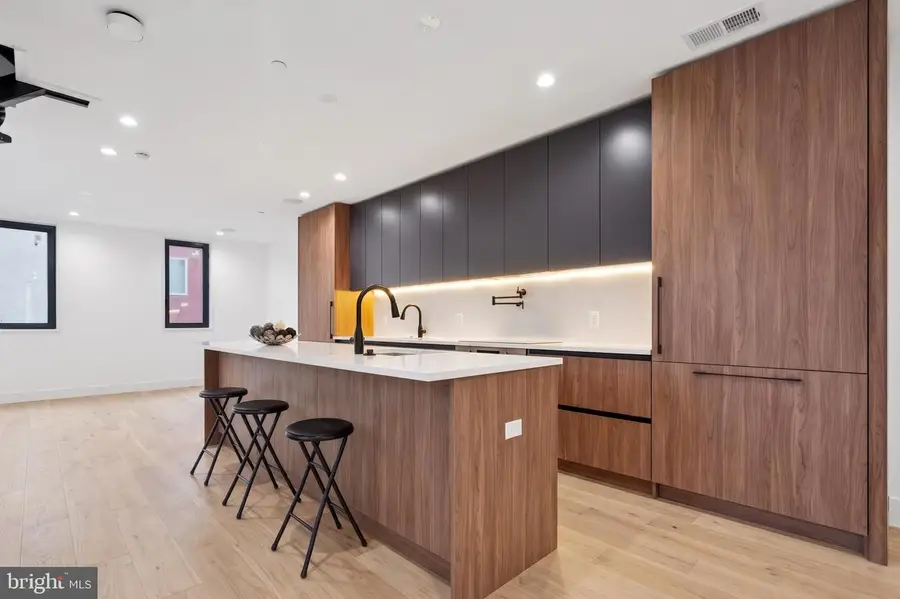 1922 Geary St #5, Philadelphia, PA 19145 - #2