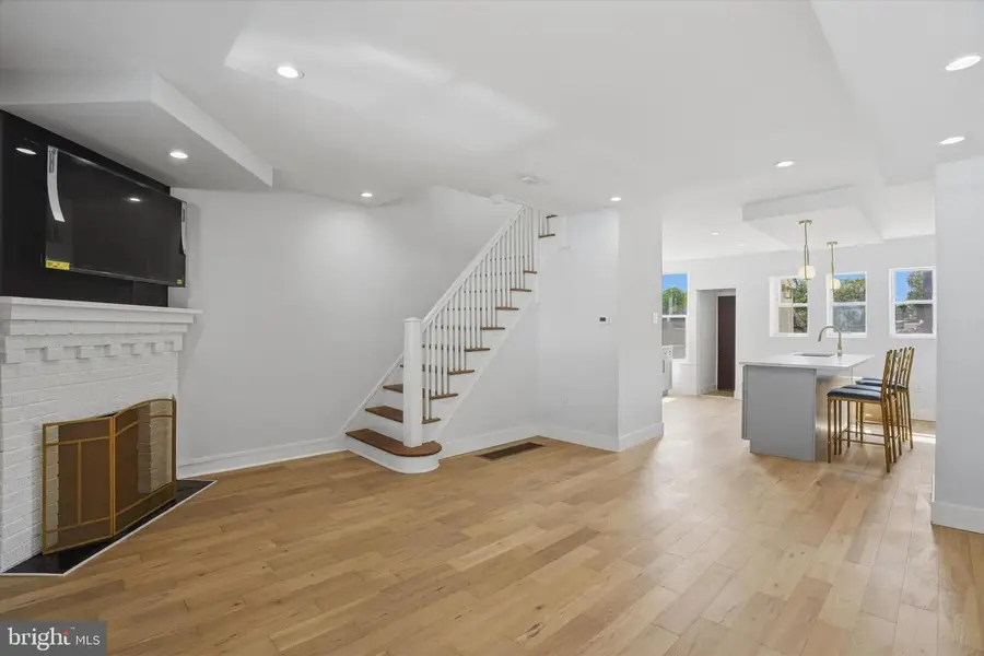 64 E Montana St, Philadelphia, PA 19119 - #2