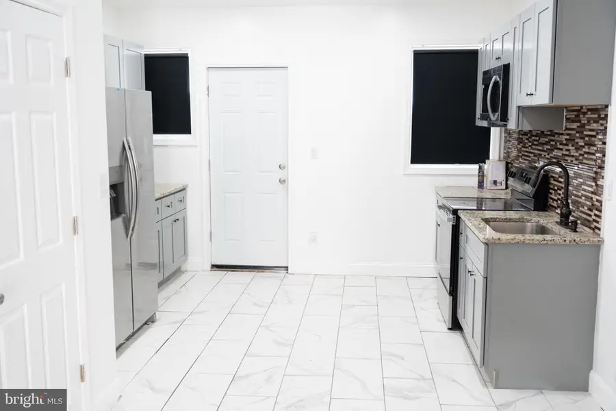 2032 Newcomb St, Philadelphia, PA 19140 - #2