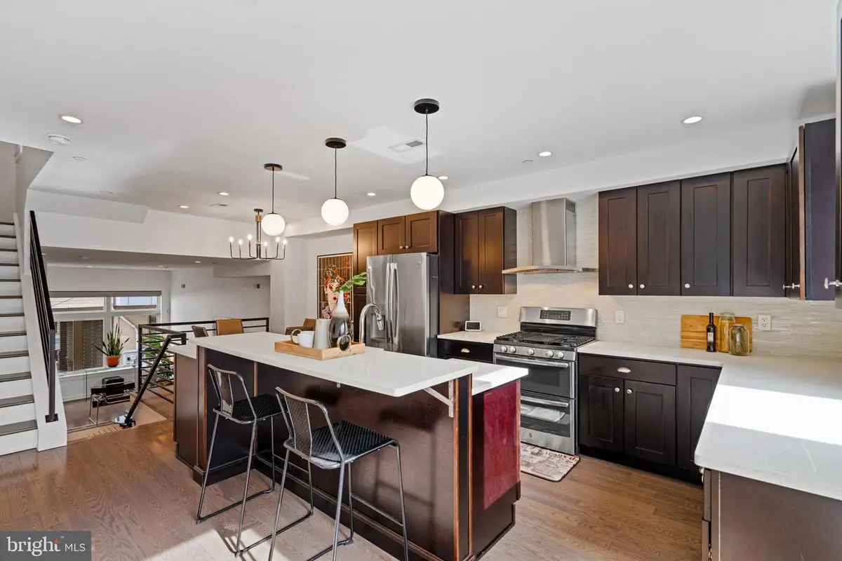 418 Wallace St, Philadelphia, PA 19123 - #1