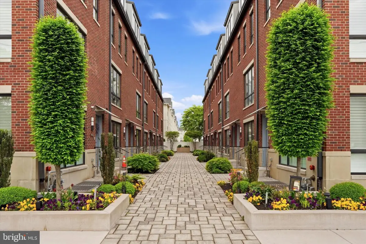 2010 Renaissance #lot 6, Philadelphia, PA 19145 - #1