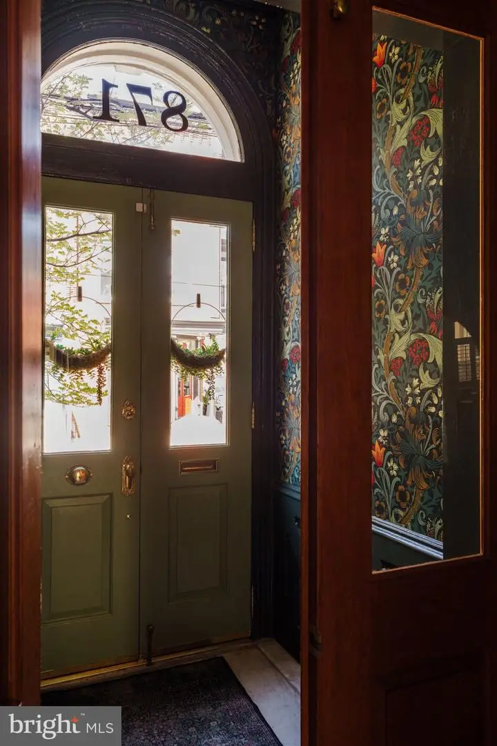 871 N 26th St, Philadelphia, PA 19130 - #3