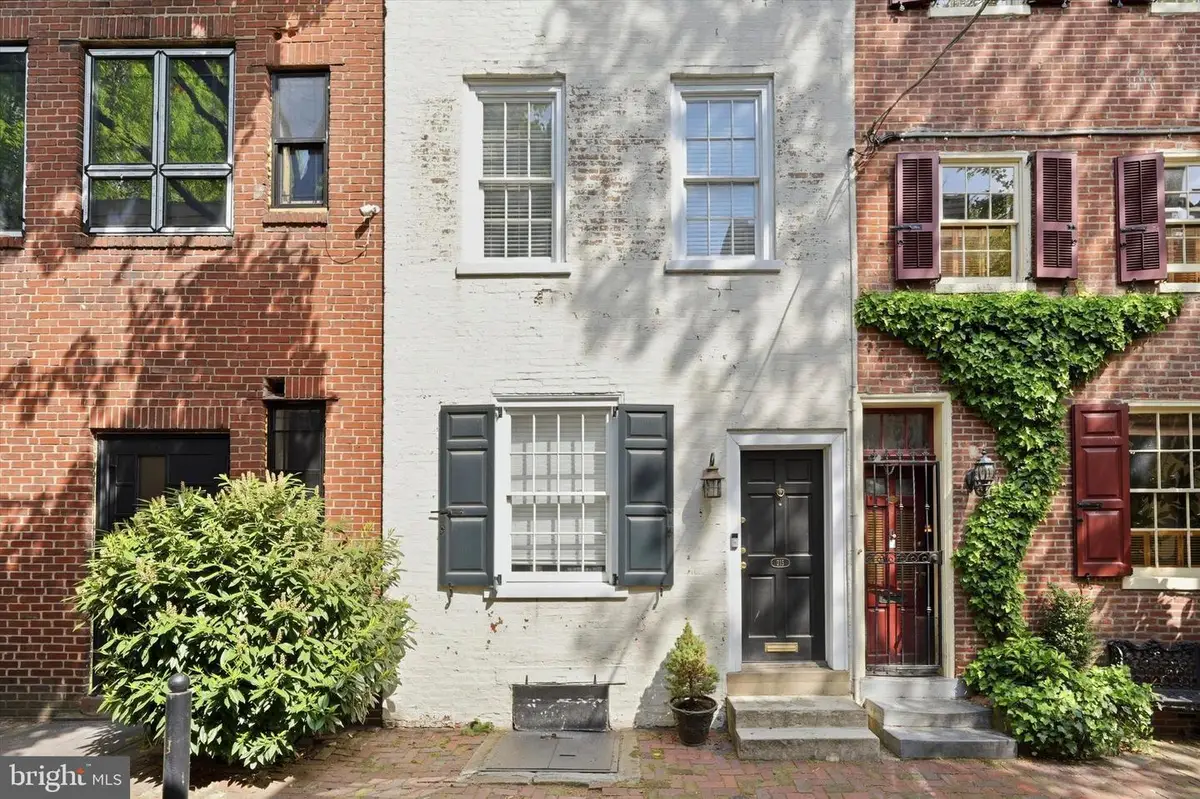 215 S Jessup St, Philadelphia, PA 19107 - #1