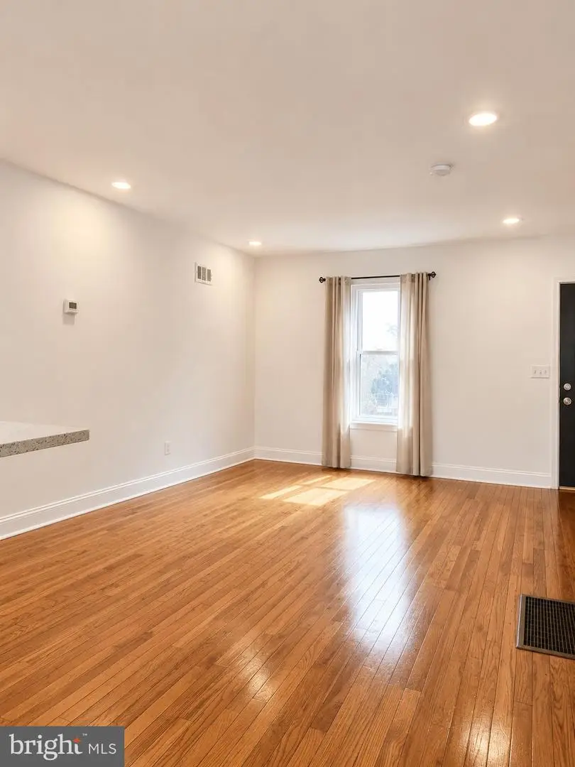 932 S Paxon St, Philadelphia, PA 19143 - #3