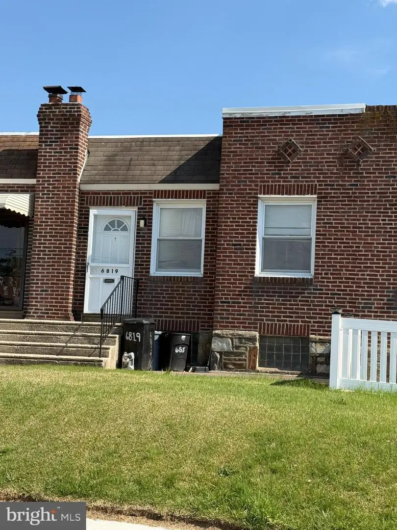 6819 Walker St, Philadelphia, PA 19135 - #1