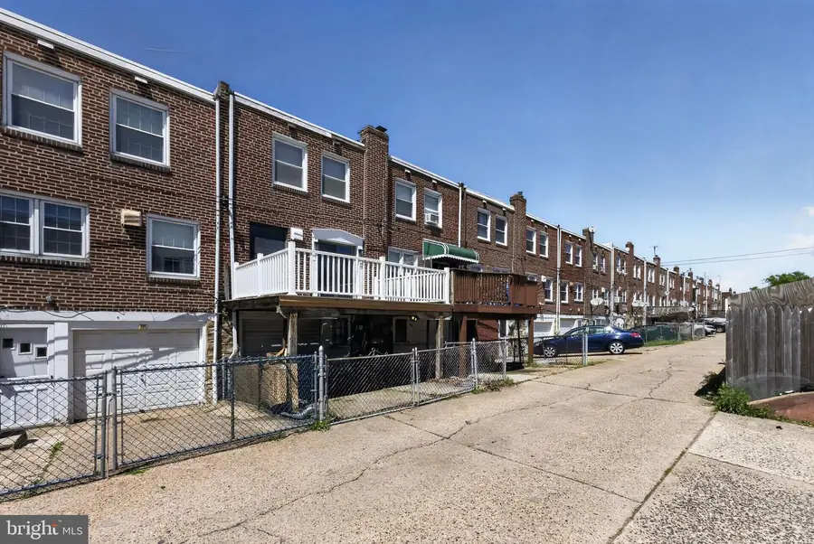 6317 Edmund St, Philadelphia, PA 19135 - #3
