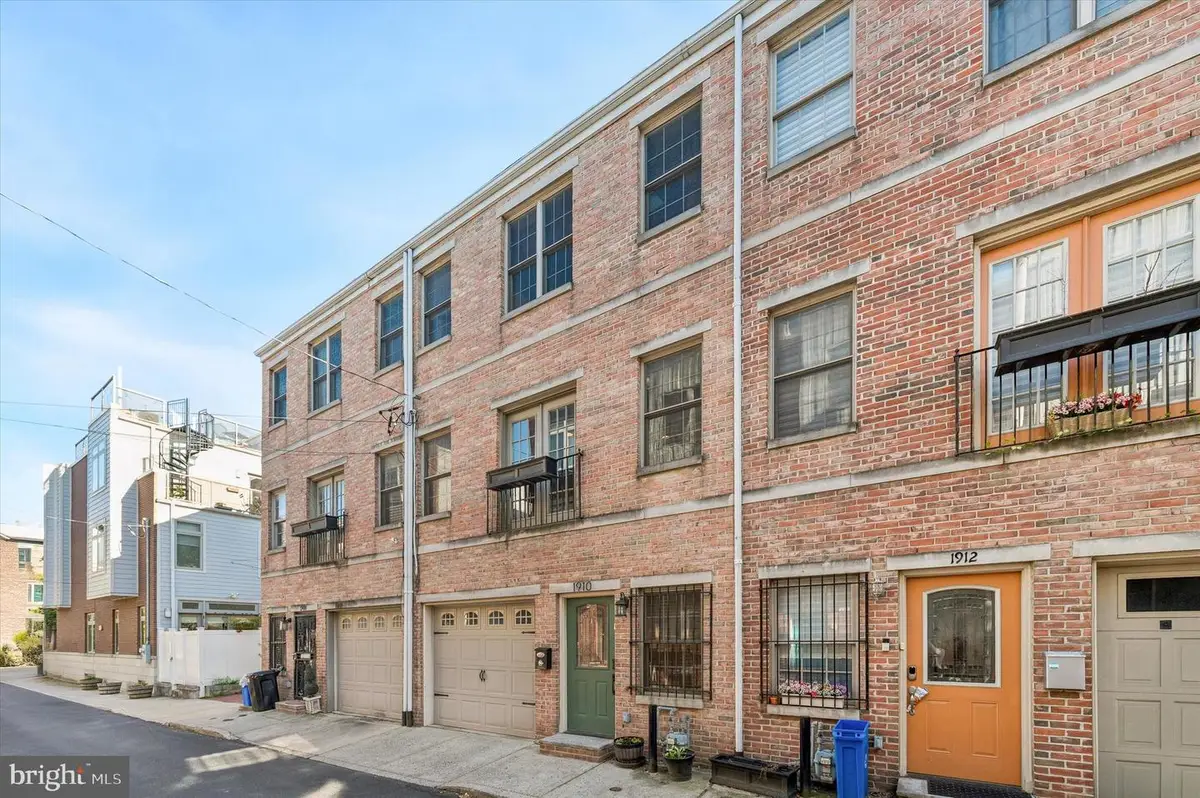 1910 Webster St, Philadelphia, PA 19146 - #1