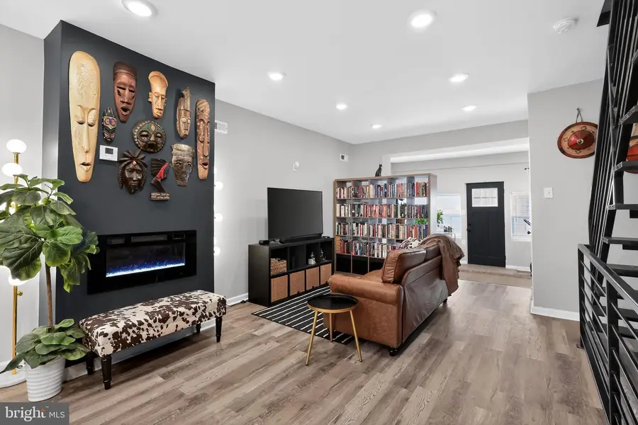 5637-00 Belmar St, Philadelphia, PA 19143 - #3