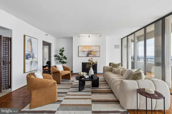 202-10 W Rittenhouse Sq #3302, PHILADELPHIA, PA 19103
