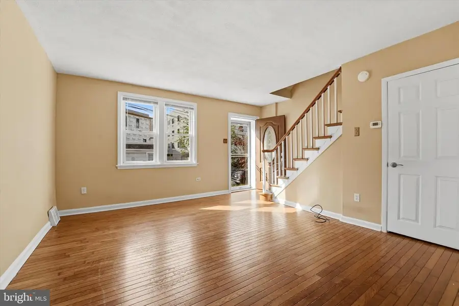 351 W Salaignac St, Philadelphia, PA 19128 - #3