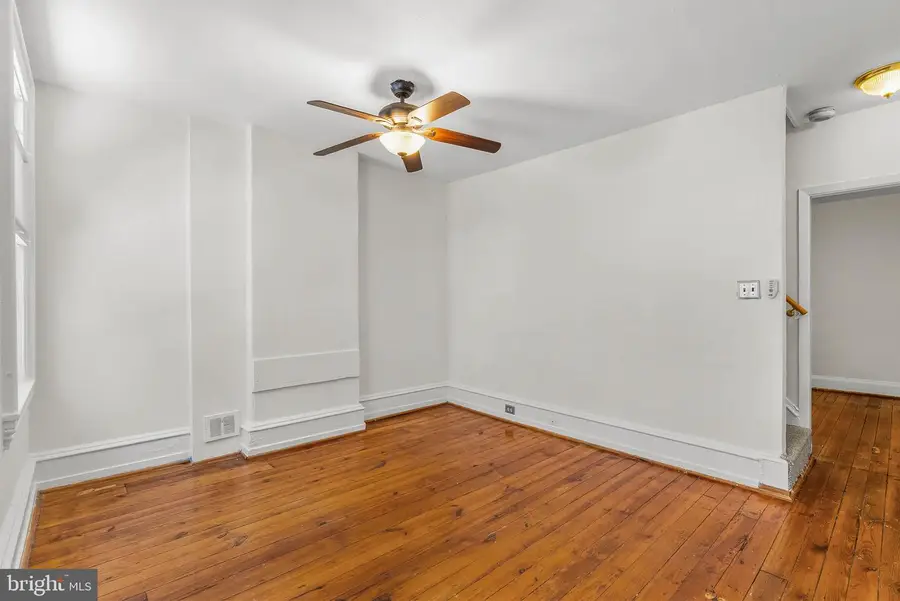 1033 S Cleveland St, Philadelphia, PA 19146 - #2