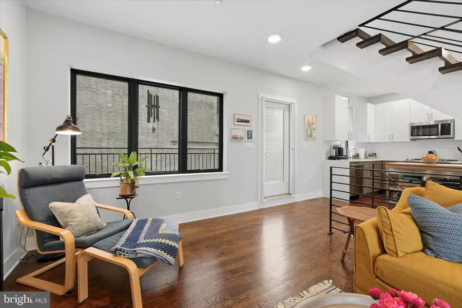 2735 W George St, Philadelphia, PA 19130 - #3