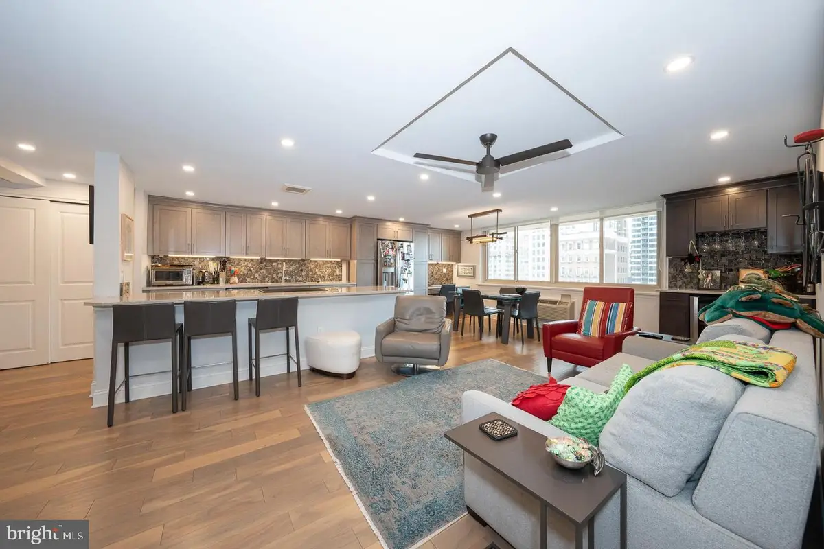 1919 Chestnut St #1018, Philadelphia, PA 19103 - #1