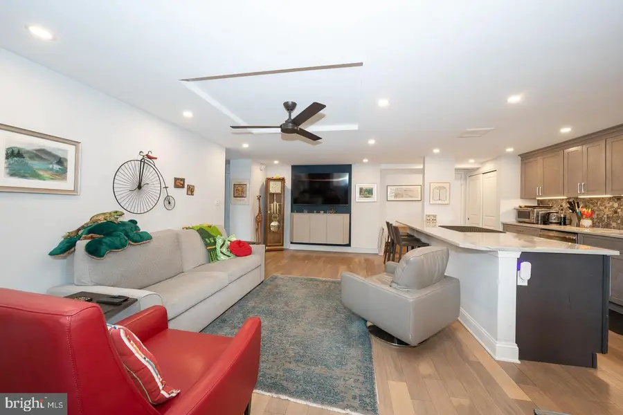 1919 Chestnut St #1018, Philadelphia, PA 19103 - #3