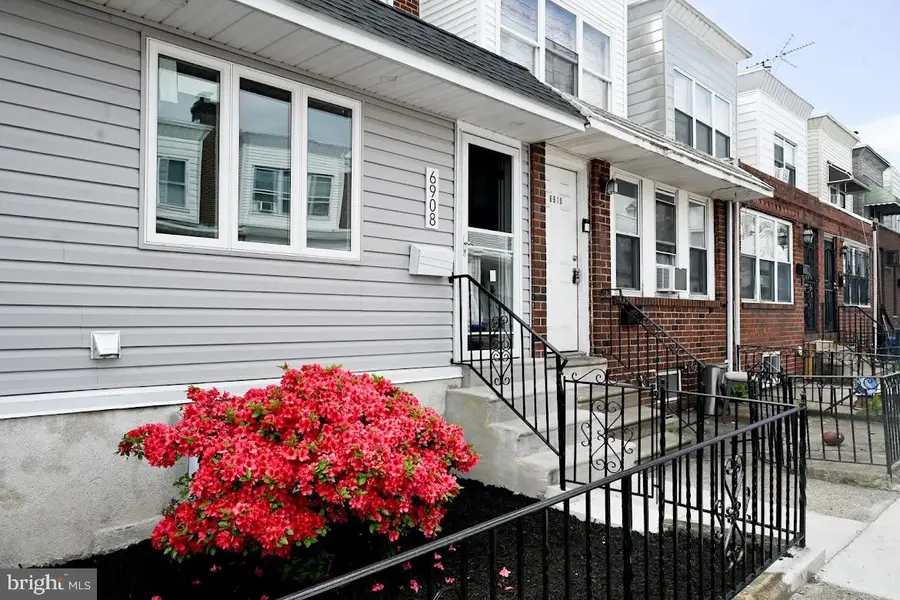 6908 Garman St, Philadelphia, PA 19142 - #2