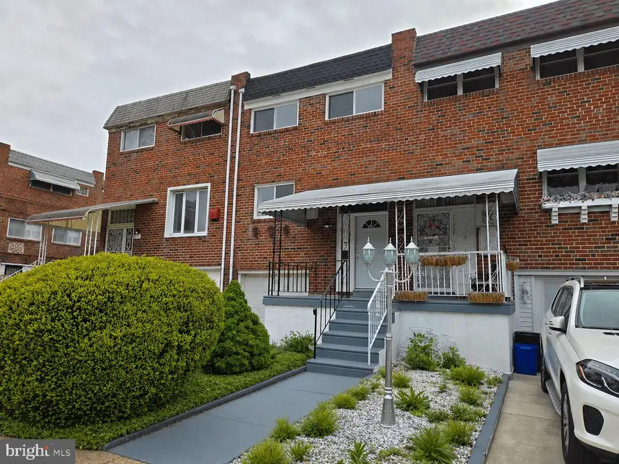 1327 Kings Pl, Philadelphia, PA 19122 - #2