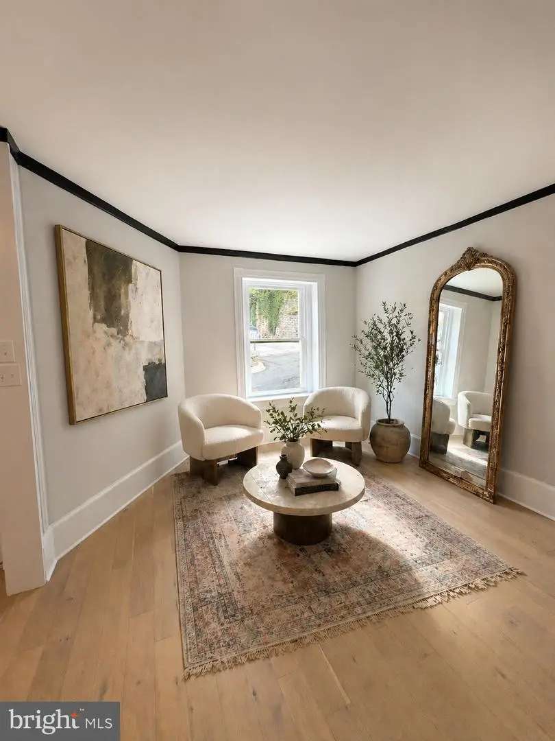 303 Green Ln, Philadelphia, PA 19128 - #2