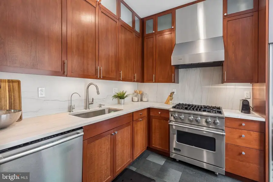 2415 Pine St, Philadelphia, PA 19103 - #3