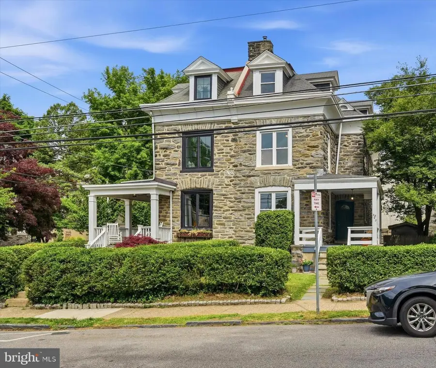 303 E Gravers Ln, Philadelphia, PA 19118 - #2