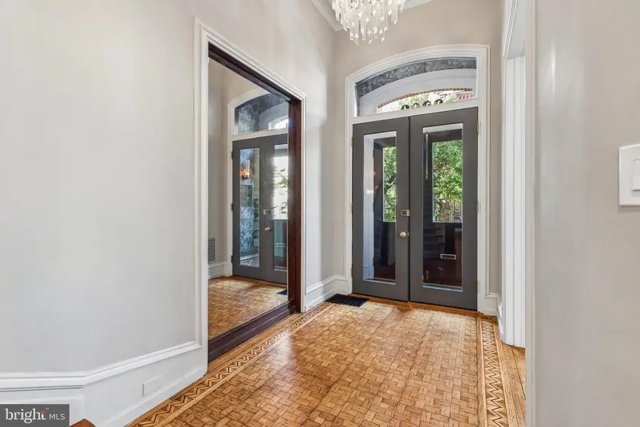 2200 Saint James Pl, Philadelphia, PA 19103 - #2