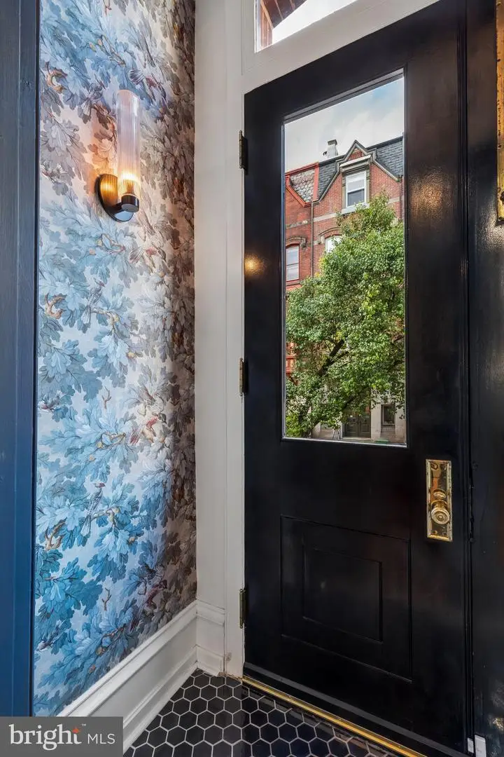 2200 Saint James Pl, Philadelphia, PA 19103 - #3