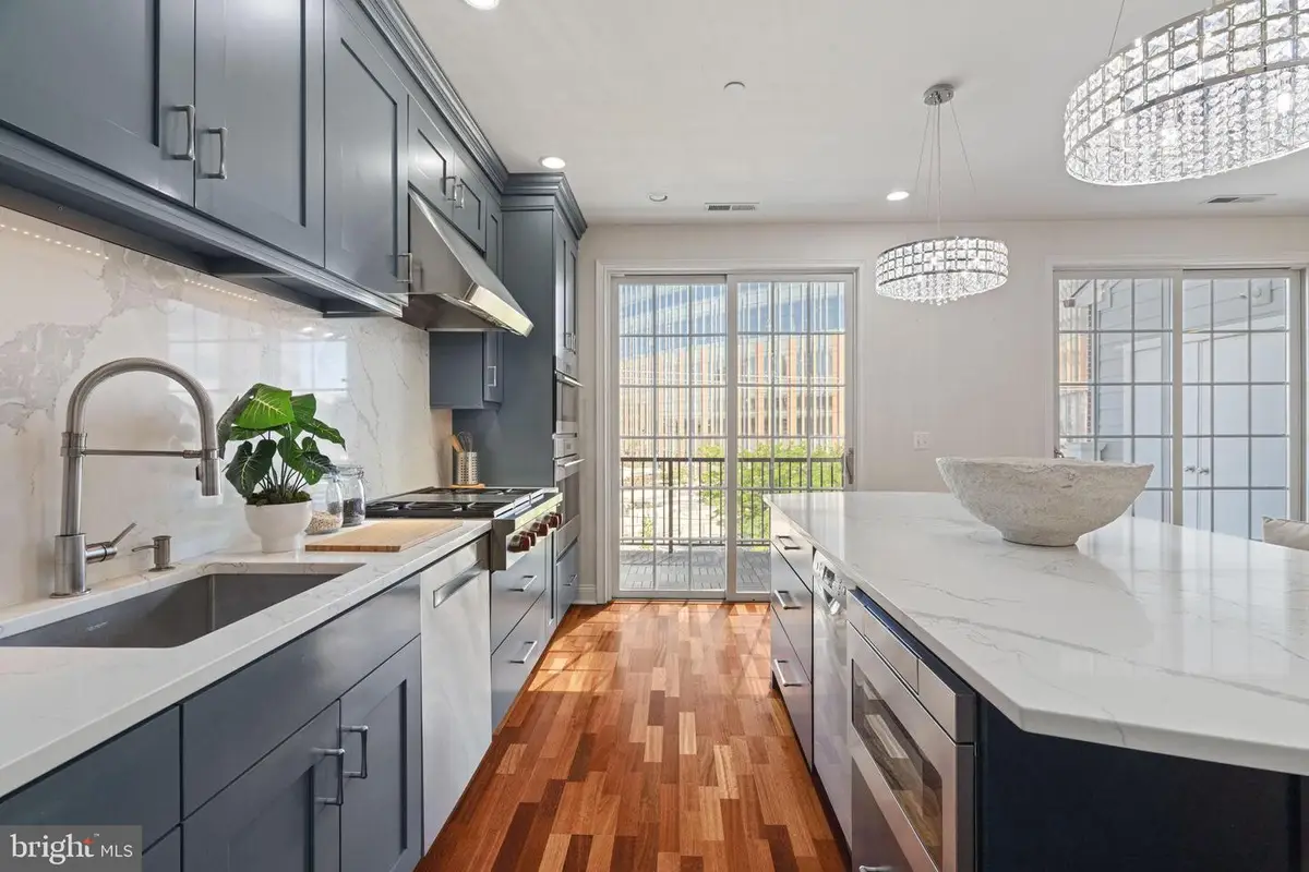 406 Regatta Dr, Philadelphia, PA 19146 - #1
