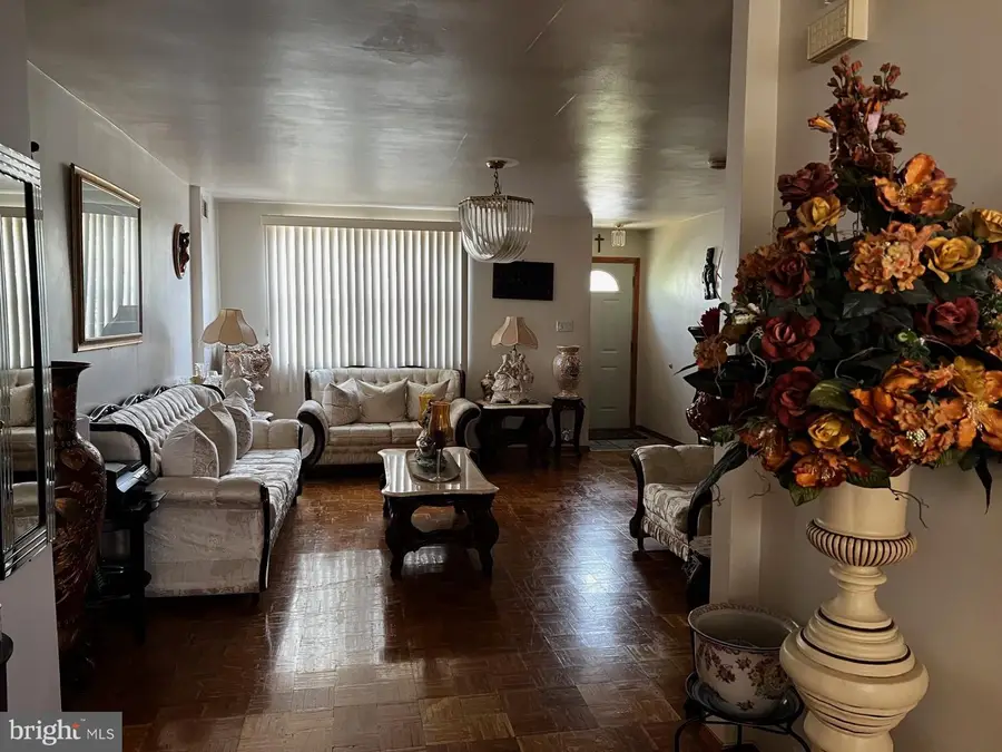7130 Souder St, Philadelphia, PA 19149 - #3
