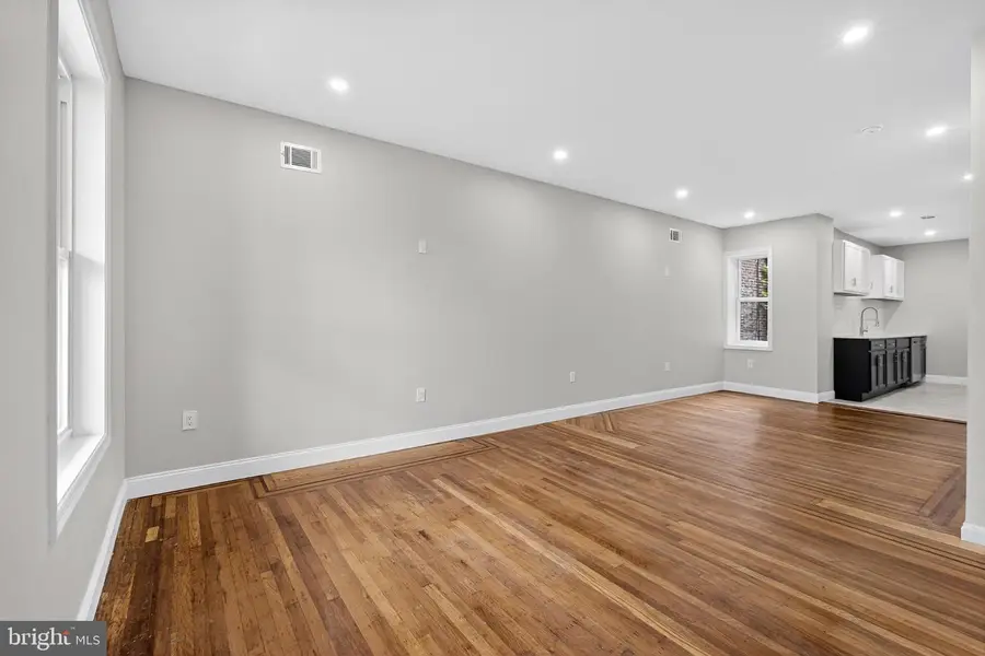260 N Simpson St, Philadelphia, PA 19139 - #3