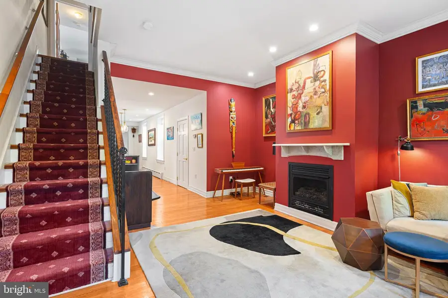 822 N 27th St, Philadelphia, PA 19130 - #3