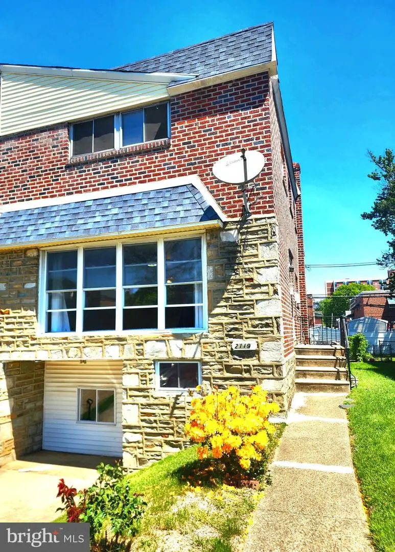 2119 Hoffnagle St, Philadelphia, PA 19152 - #1