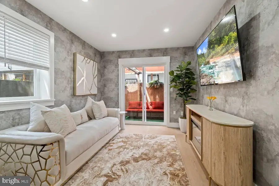1821 Christian St, Philadelphia, PA 19146 - #2
