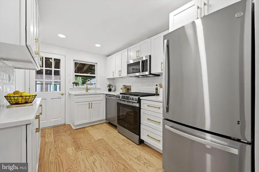 407 Conarroe St, Philadelphia, PA 19128 - #2