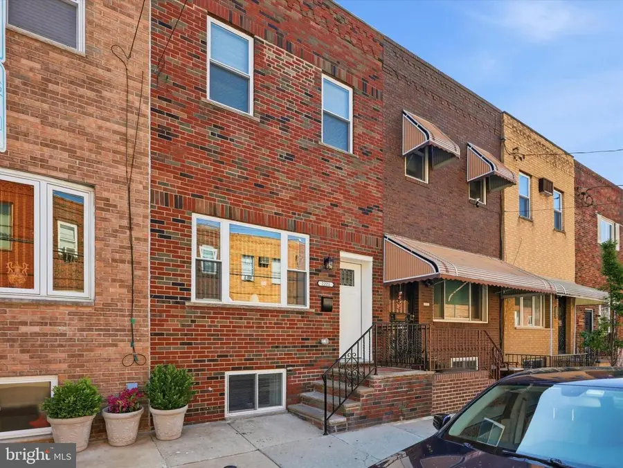 2221 S 13th St, Philadelphia, PA 19148 - #2