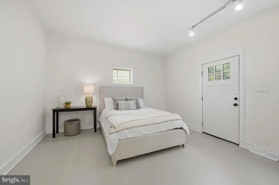1217 And 1219 N 6th St, Philadelphia, PA 19122 - #3
