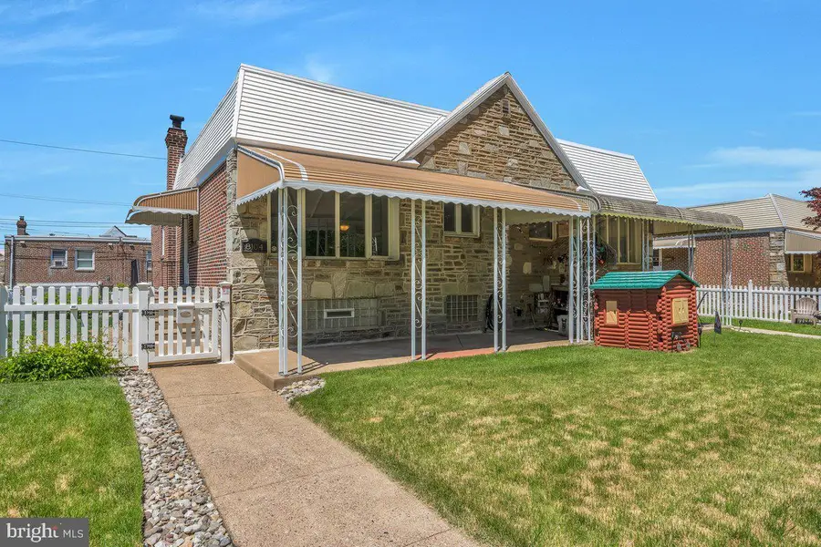 8104 Lexington Ave, Philadelphia, PA 19152 - #2