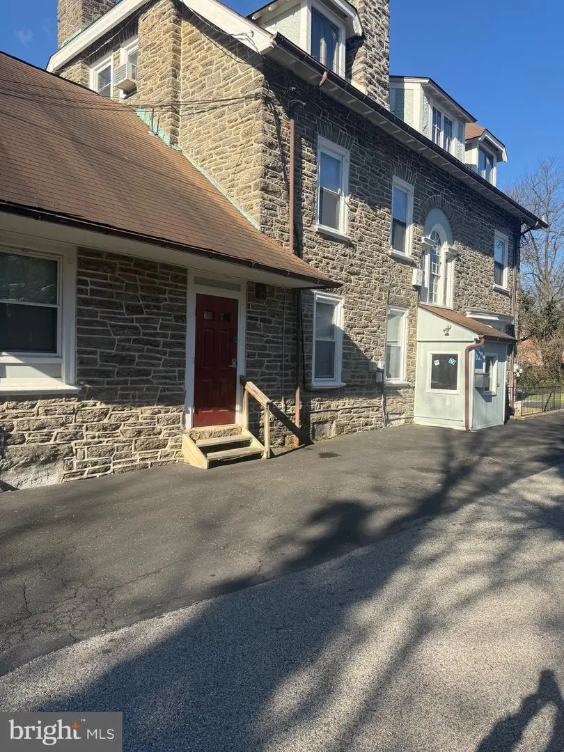 820-00 E Vernon Rd, Philadelphia, PA 19119 - #1