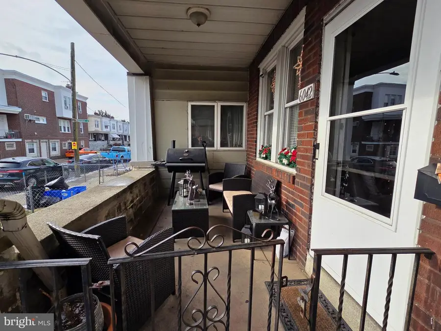 6042 Tackawanna St, Philadelphia, PA 19135 - #2