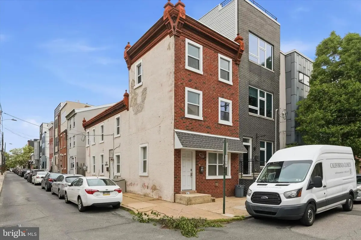 717 E Thompson St, Philadelphia, PA 19125 - #1