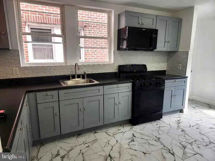 6613 N 18th St, Philadelphia, PA 19126 - #2