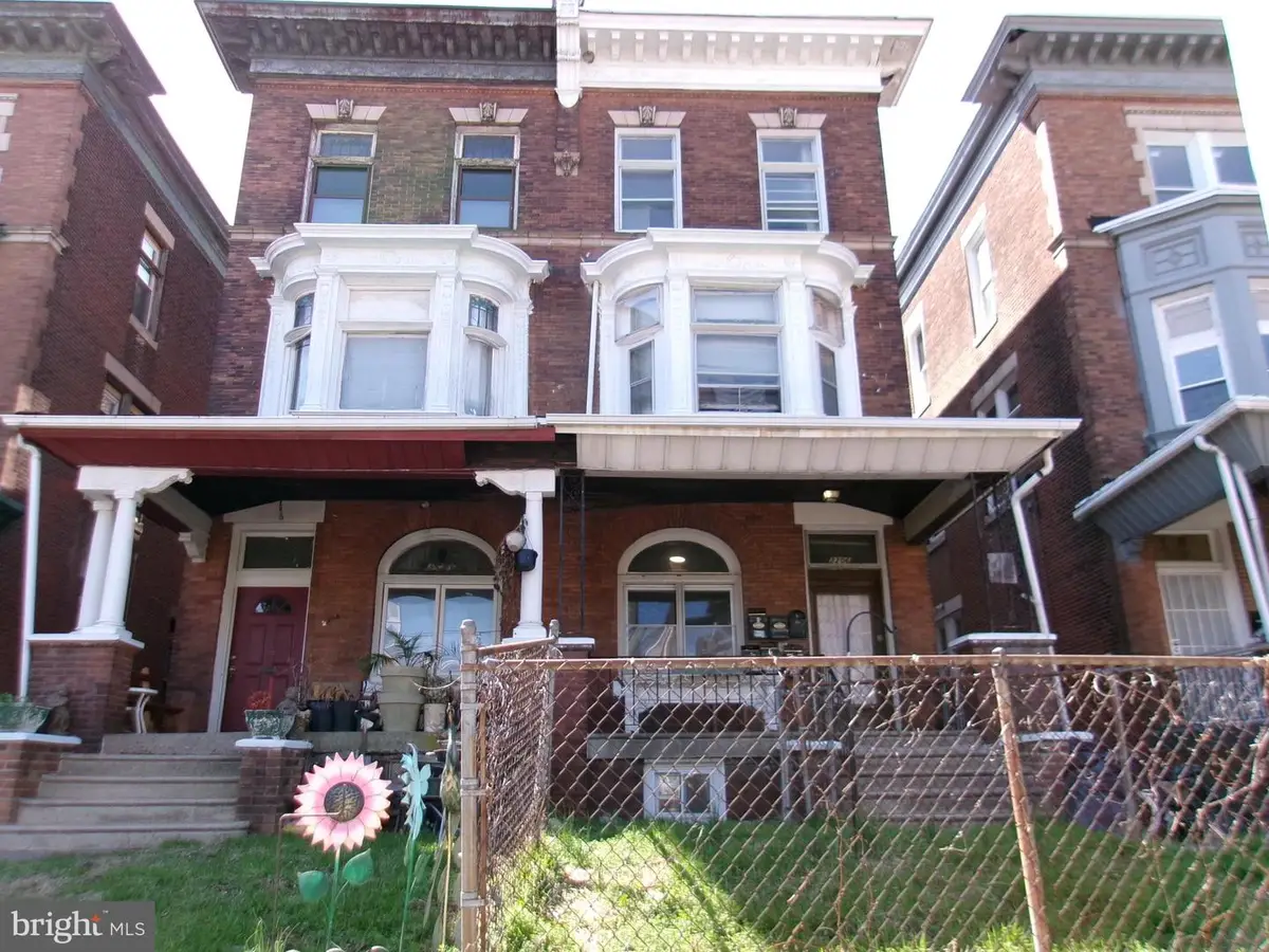 2206 W Tioga St, Philadelphia, PA 19140 - #1