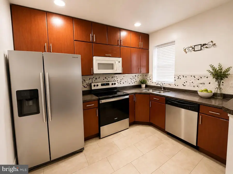 6018 Hazelhurst St, Philadelphia, PA 19151 - #2