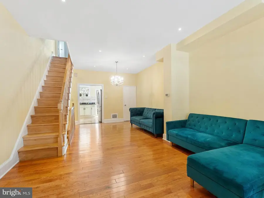 2251 S Hemberger St, Philadelphia, PA 19145 - #3