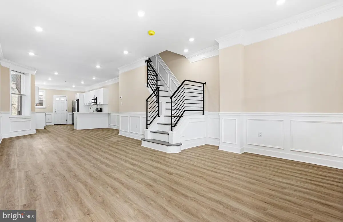 806 S 56th St, Philadelphia, PA 19143 - #1