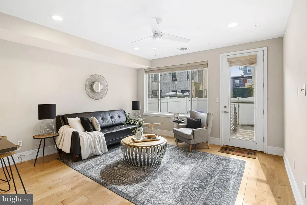 1004 S 17th St #a, Philadelphia, PA 19146 - #1