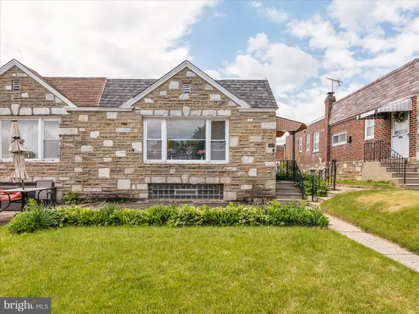 1828 Carwithan St, PHILADELPHIA, PA 19152