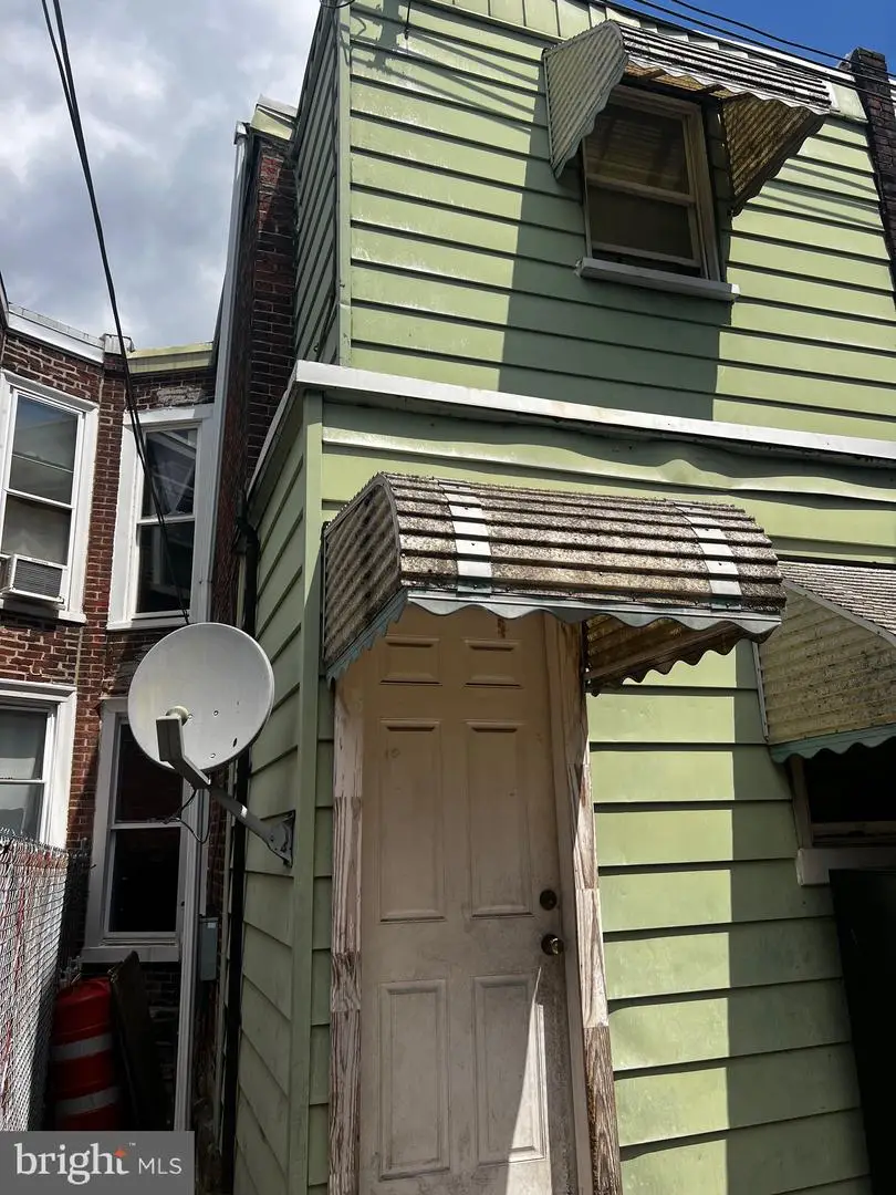 1358 E Airdrie St, Philadelphia, PA 19124 - #2