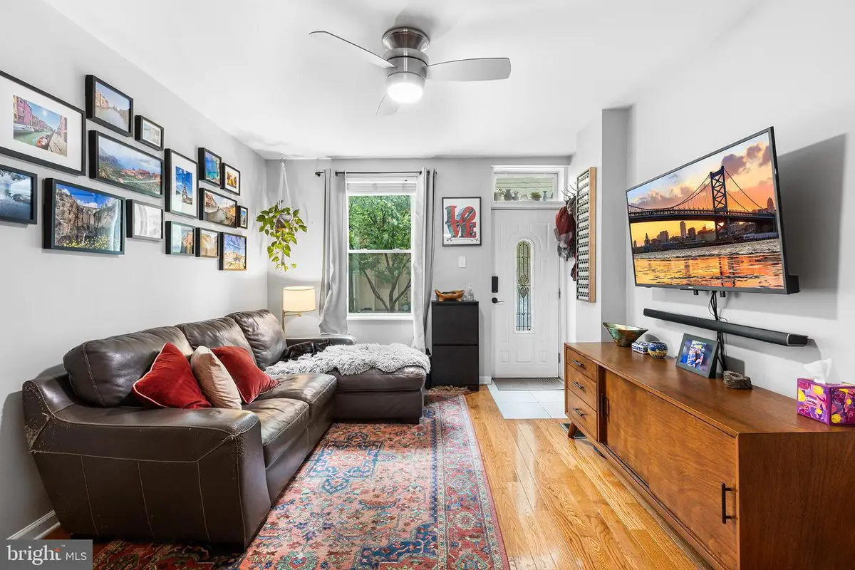 2625 Sepviva St, Philadelphia, PA 19125 - #1